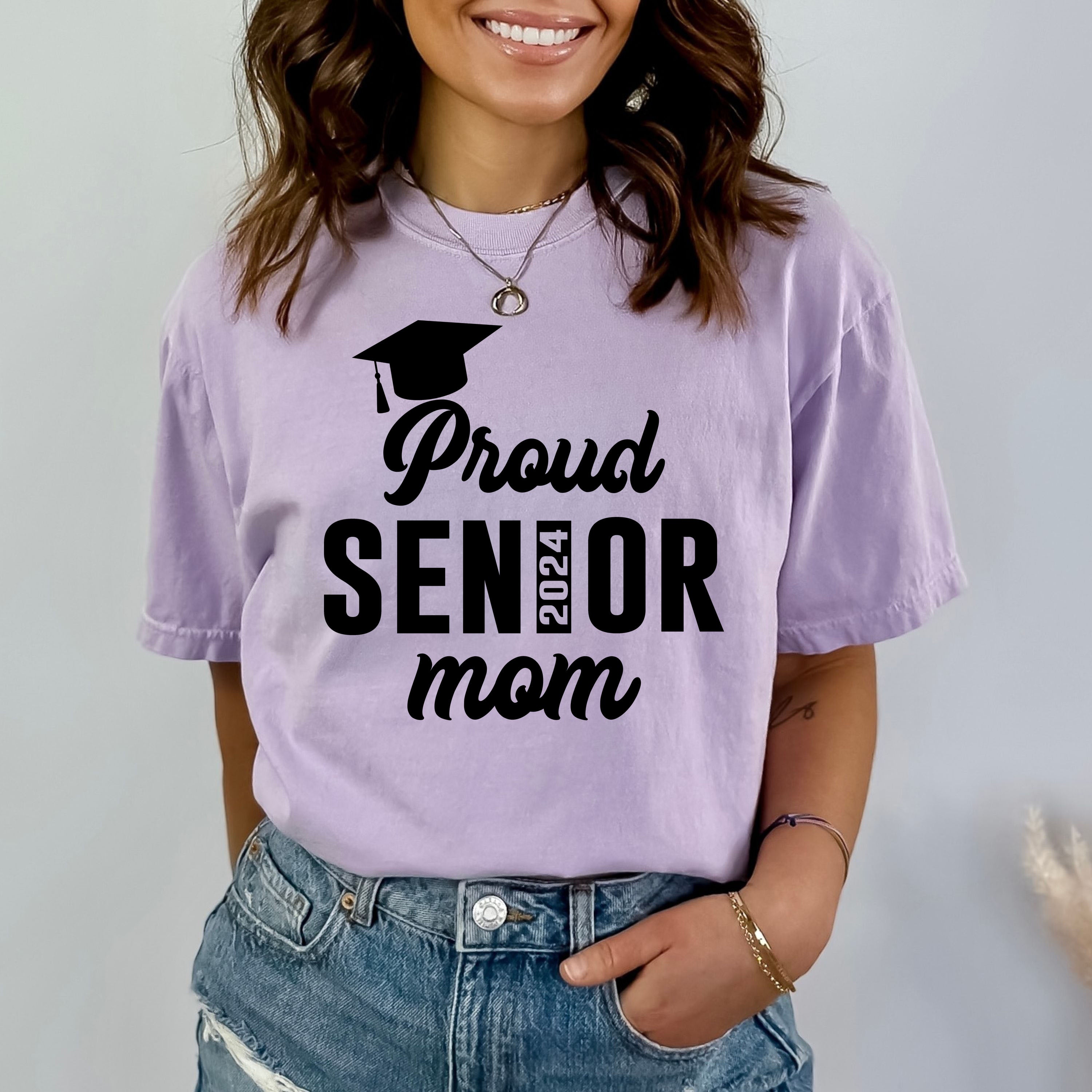 Proud Senior Mom - Bella canvas