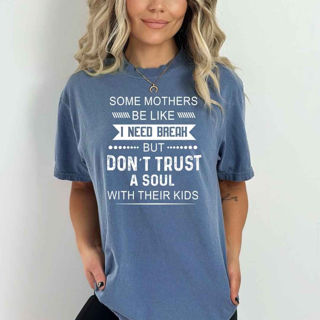 Don't Trust A Soul - Bella canvas