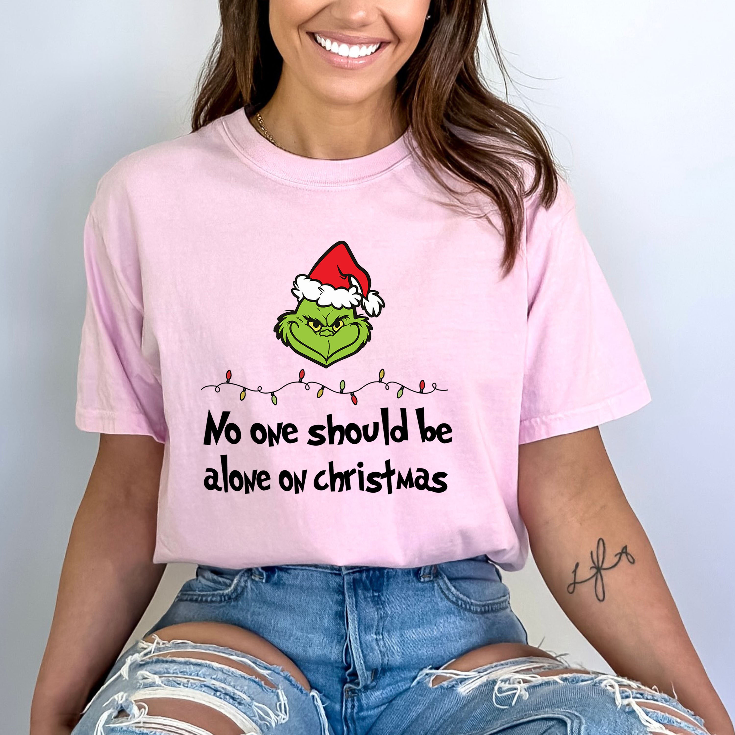 No One Should Be Alone On Christmas - Bella canvas