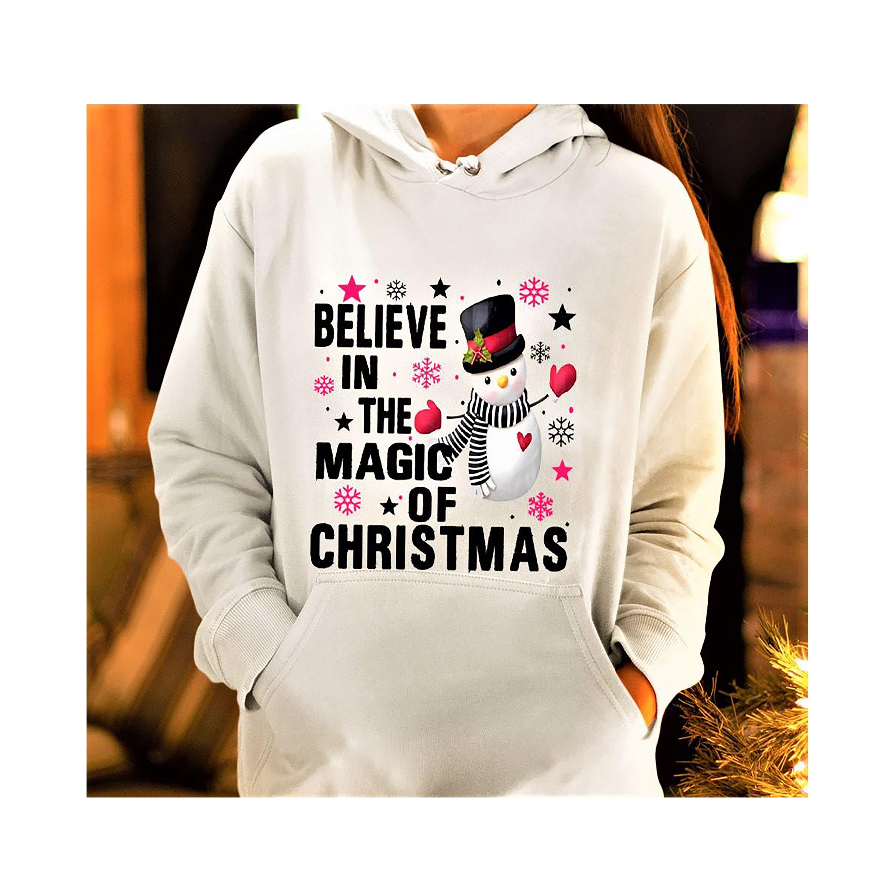 'BELIEVE IN THE MAGIC OF CHRISTMAS''- Hoodie & Sweatshirt.