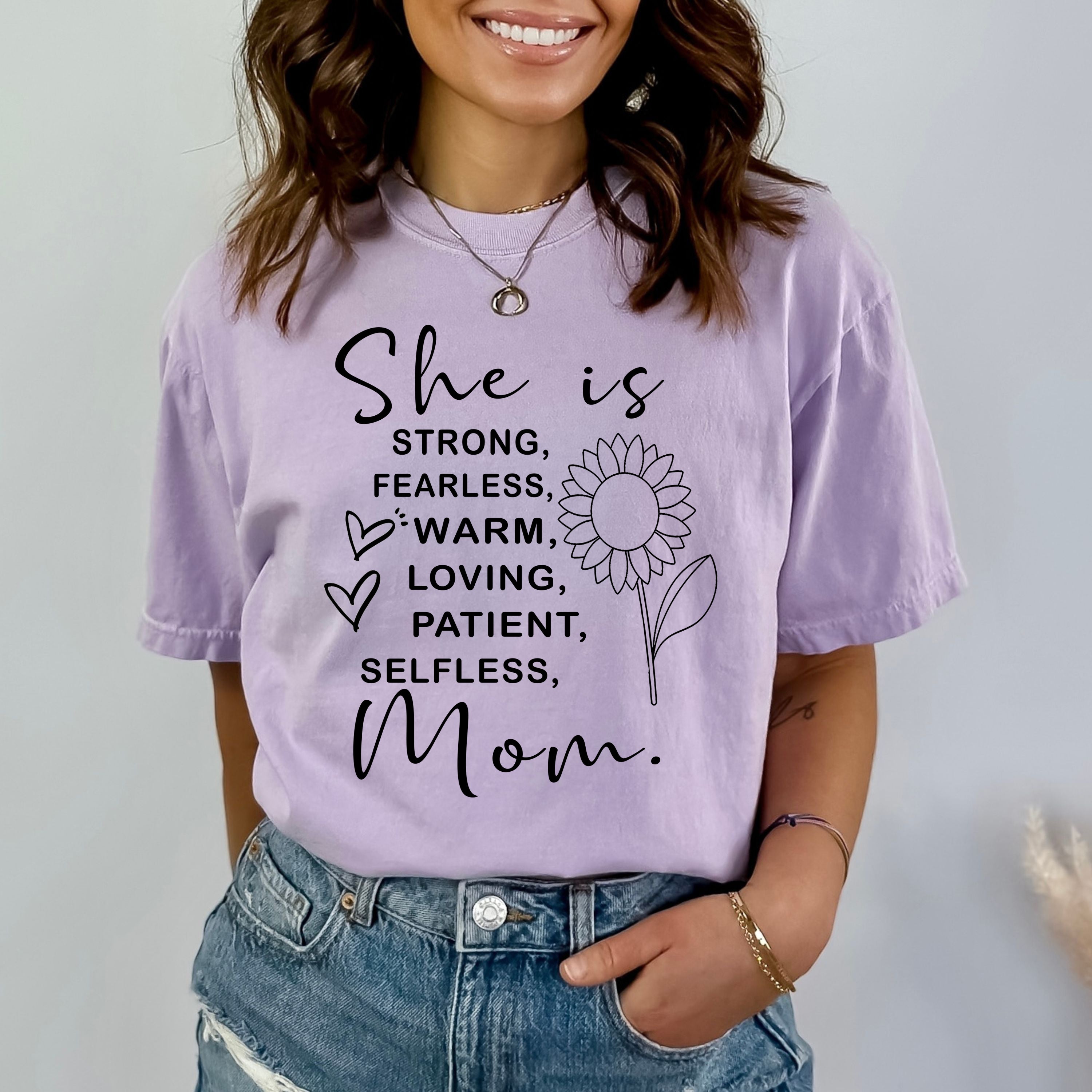 "SHE IS STRONG, FEARLESS MOM" BELLA CANVAS T-SHIRT