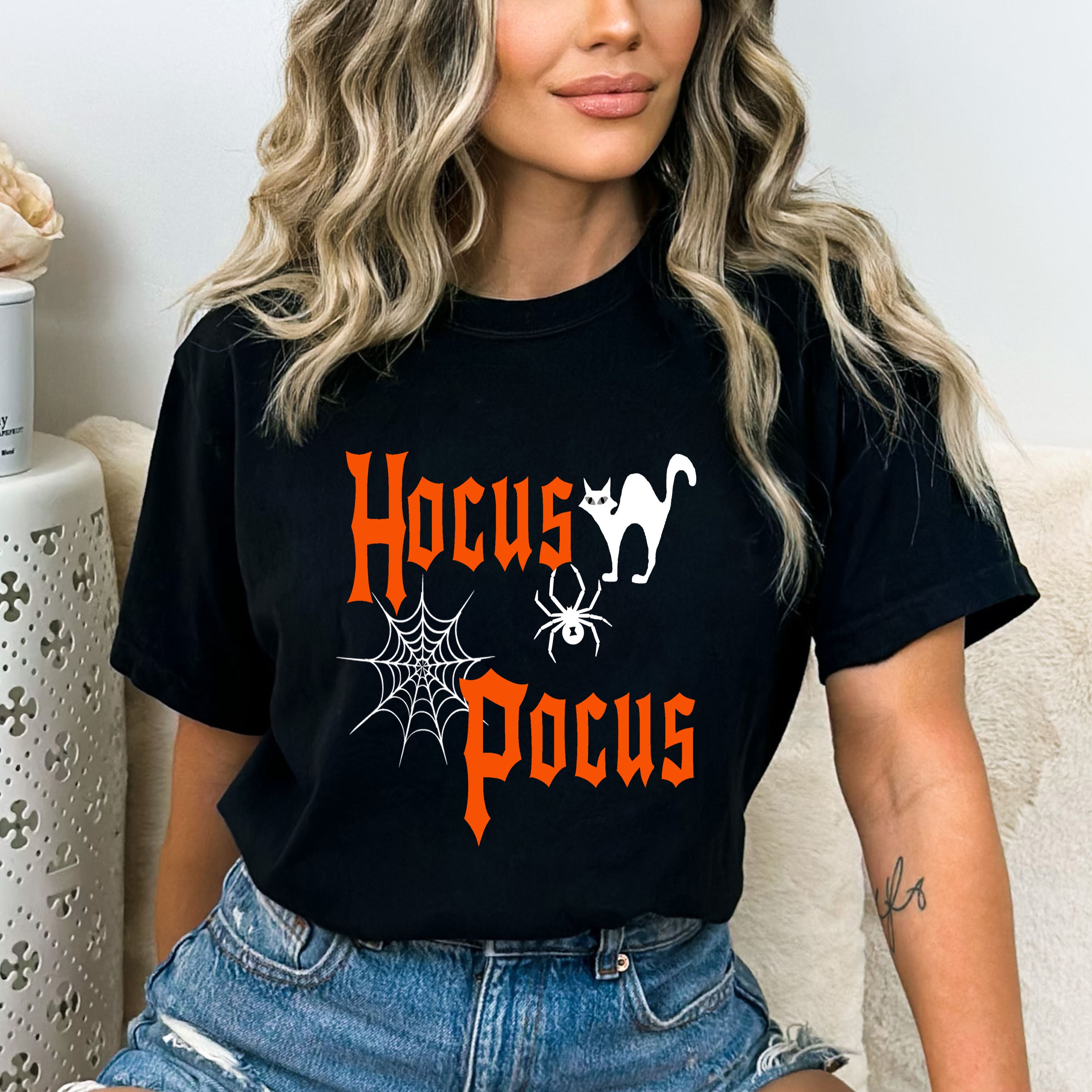 "HOCUS POCUS" BLACK AND GREY T-SHIRT.