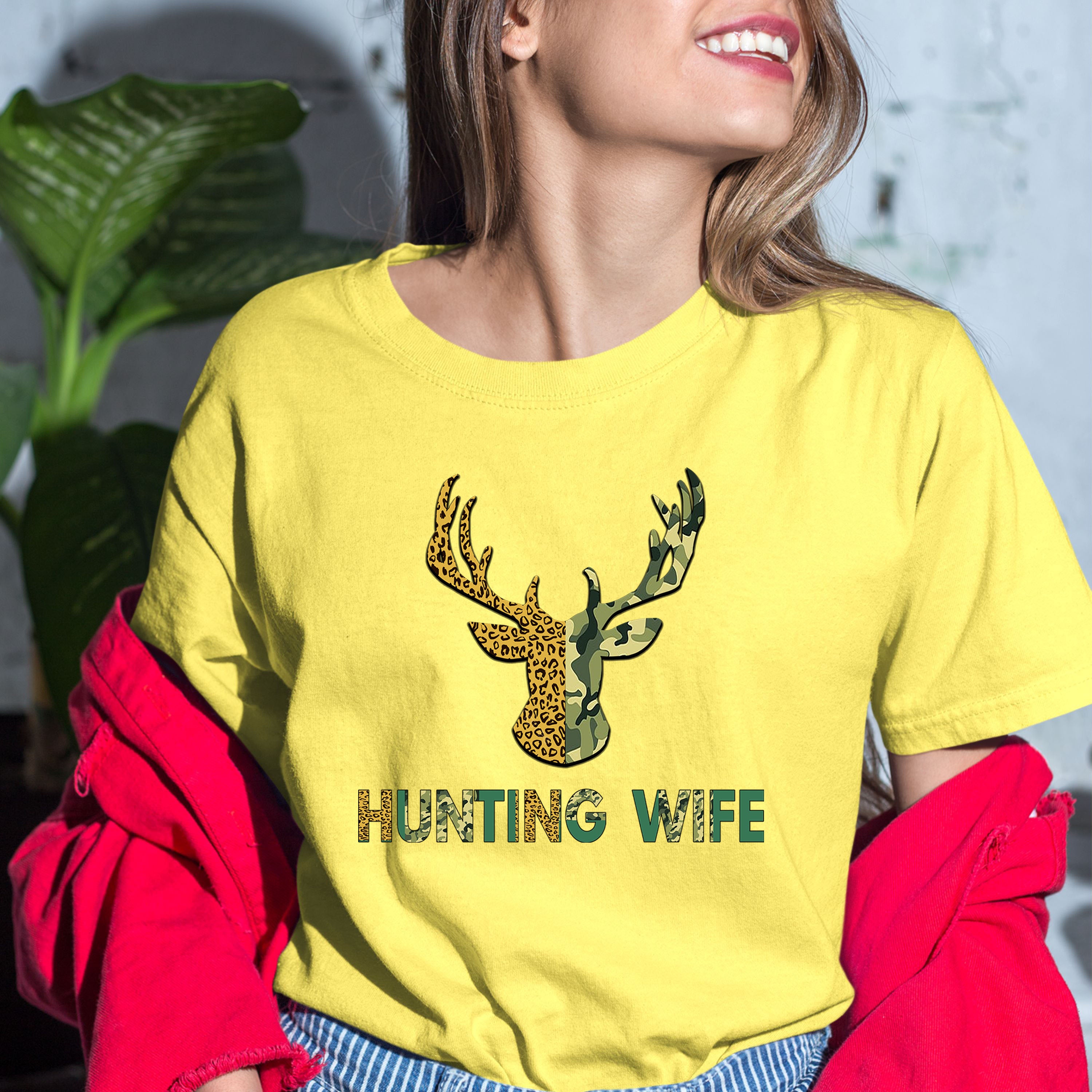 Hunting Wife - Bella canvas