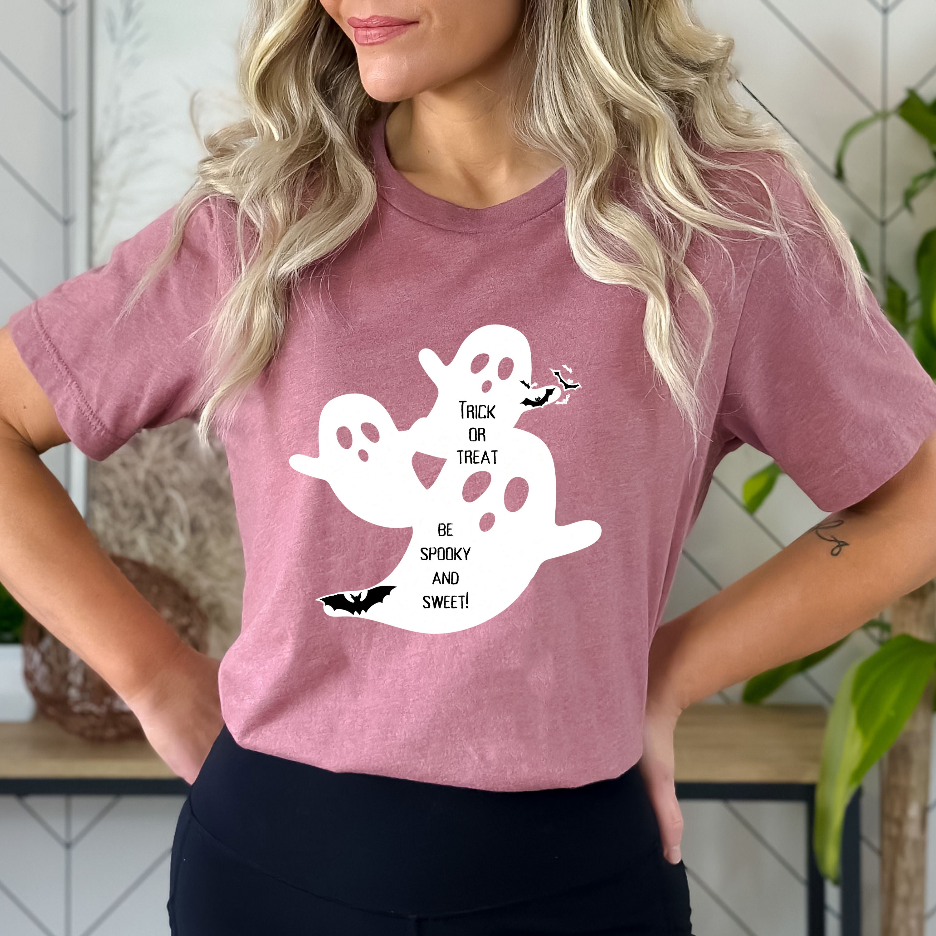 Be Spooky And Sweet - Bella canvas