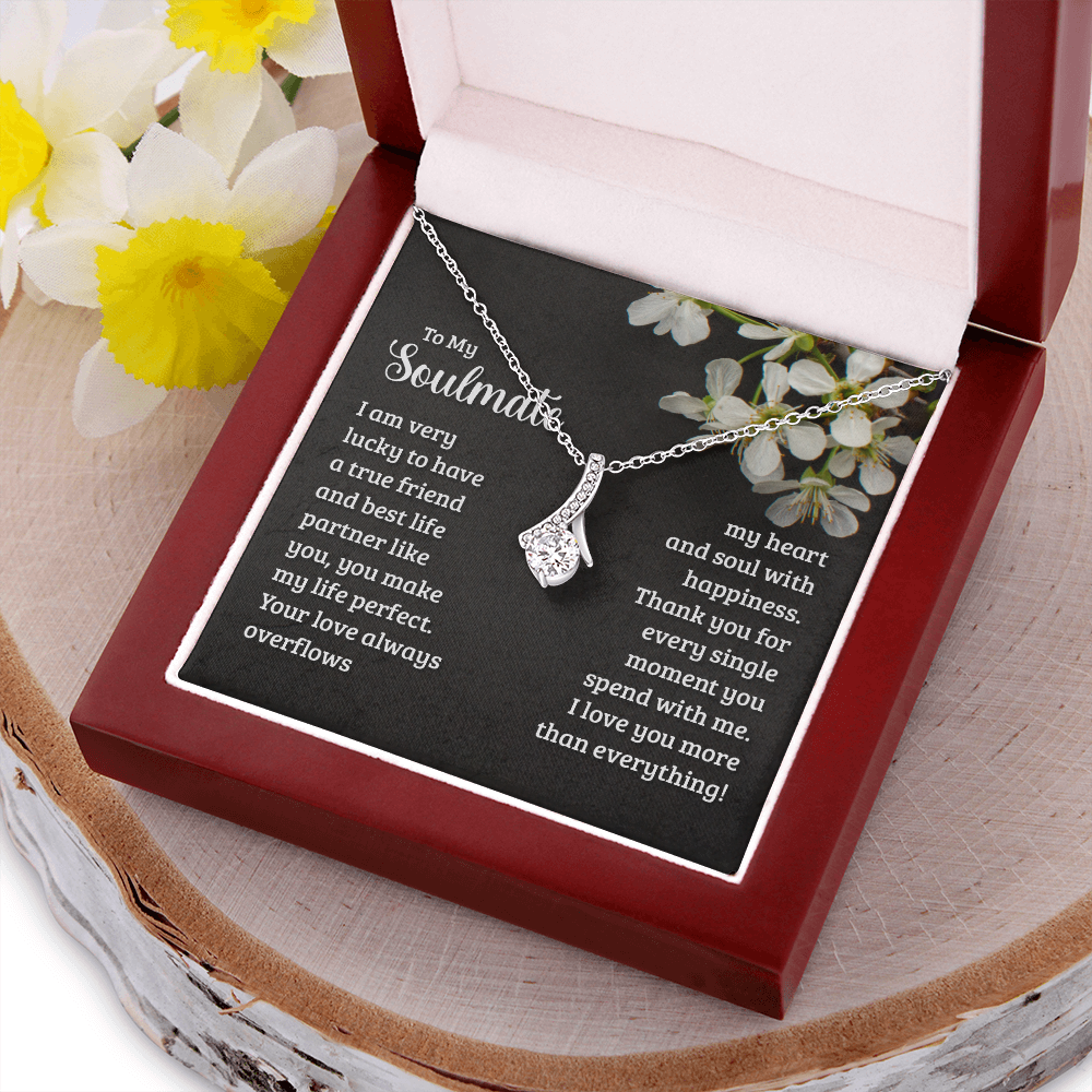 Alluring Beauty Necklace For Soulmate